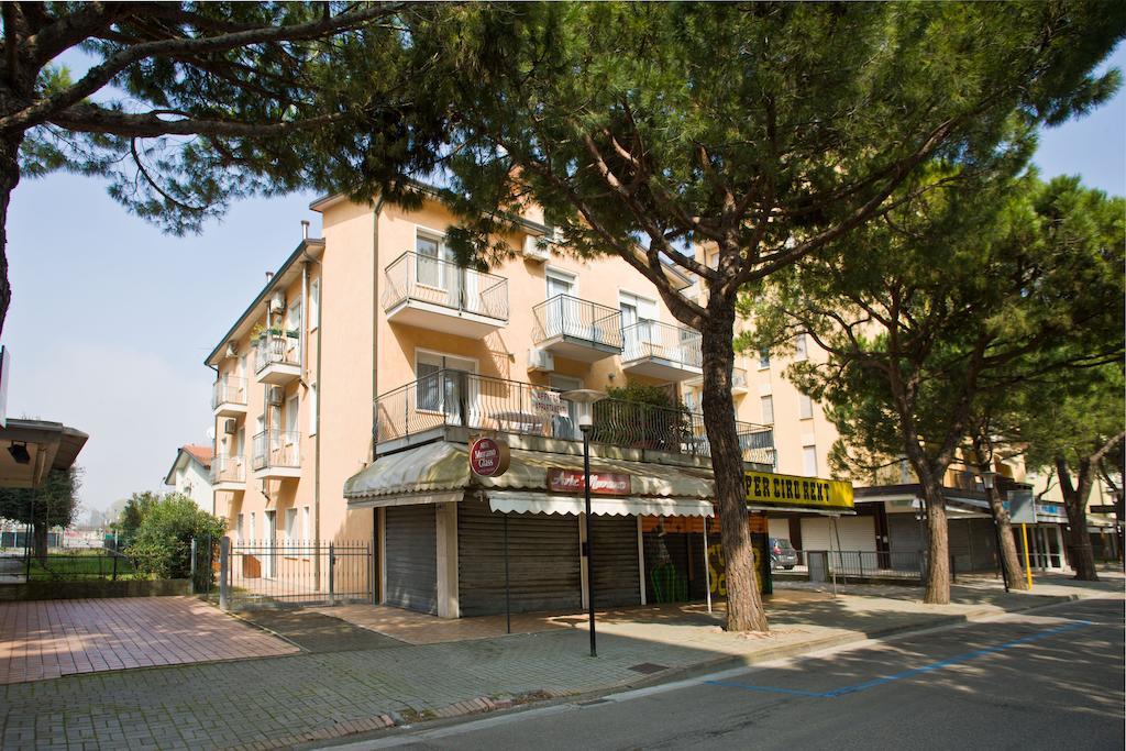 Villa Hanna Lido di Jesolo Eksteriør billede